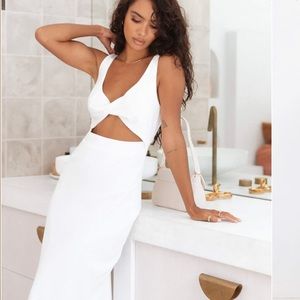 Petal and pup white twist front dress.